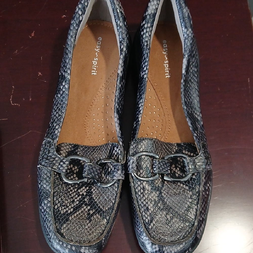 Easy Spirit Navy Snake Pattern Loafers